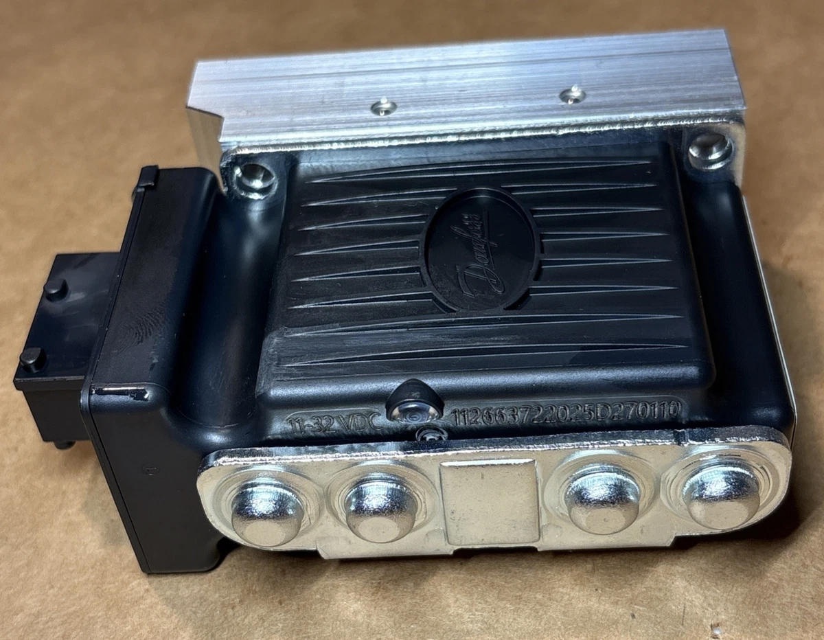 11293935 PVED-CX4-S7-SP DANFOSS VALVE OEM 11-32 Volt Amp photo 7