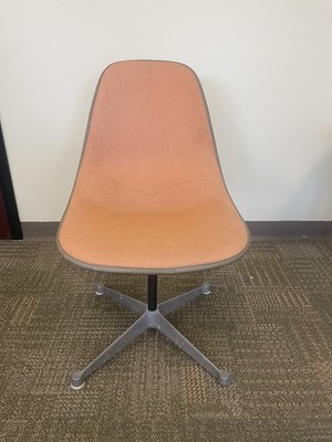 Vintage Herman Miller Inc / Eames Fiberglass Swivel Side Chair with Metal Base