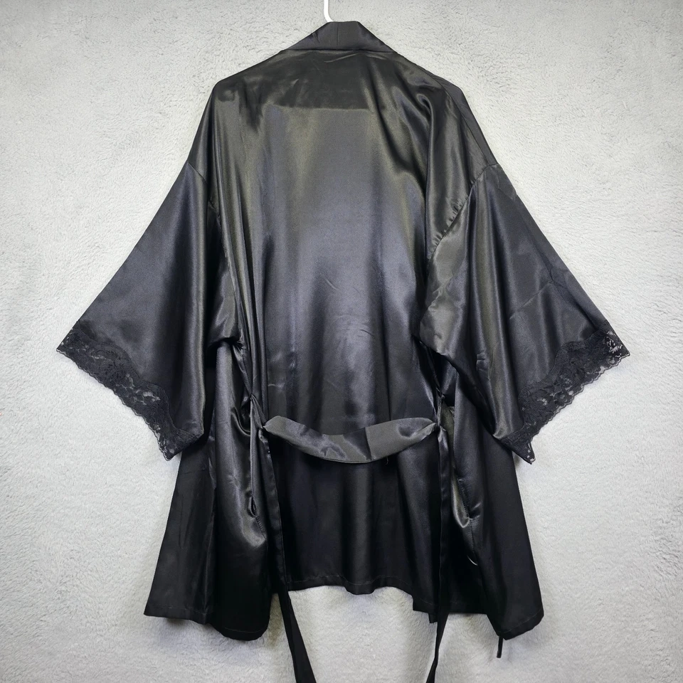 Torrid Curve Robe Womens 1X/2X Black Satin Kimono Belted Floral Lace Trim Lounge - Image 2 of 4