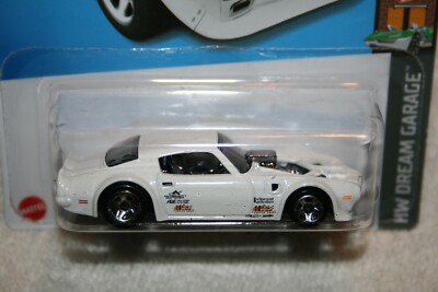 Hot Wheels 1970 Pontiac Firebird White #1 1/250 2022 HW Dream