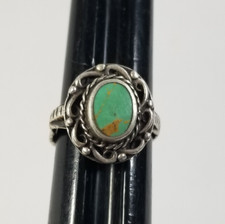 Vintage Sterling Silver Turquoise Navajo Ring Size 5