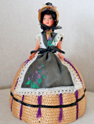 kleine antike Trachtenpuppe ca. 16 cm,  Frankreich, Halfdoll, Celluloid, 1940er 
