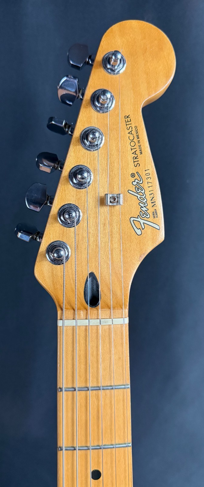 1993 Fender Standard Stratocaster Electric Guitar Gloss Black w/ Noiseless PU's