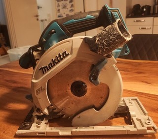 Makita DHS680Z 18V Akku Handkreissäge Defekt