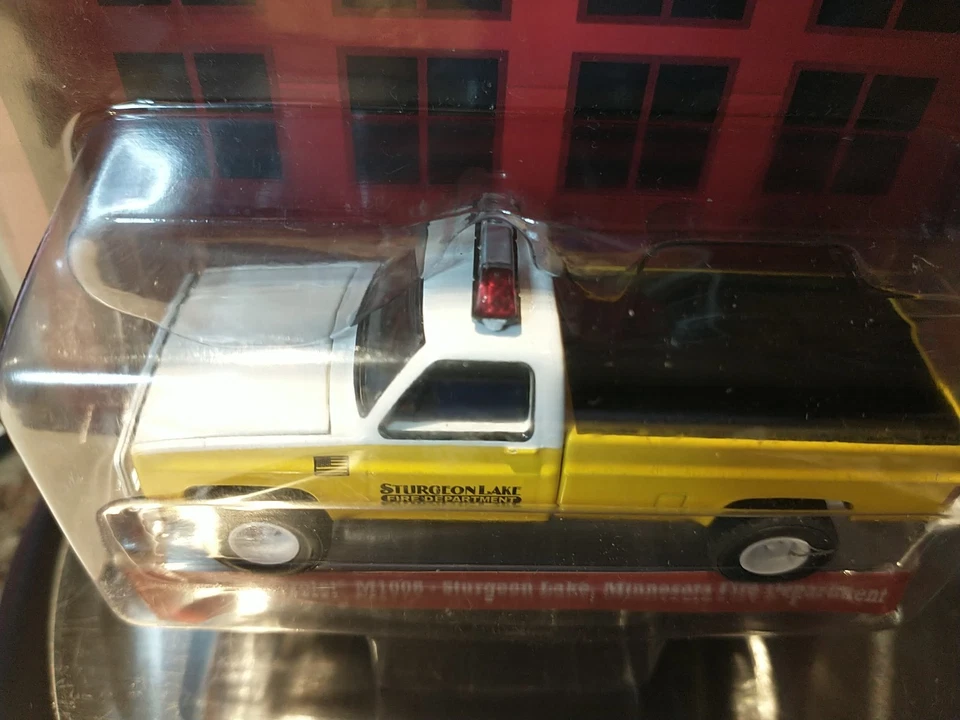 GREENLIGHT FIRE & RESCUE - STURGEON LAKE MINNESOTA FIRE DEPT - 1987 CHEVY M1008 - Image 3 of 4