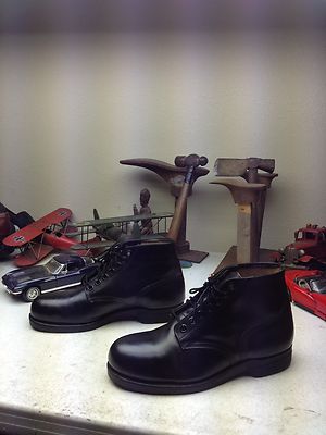 VTG 60s US Military Flight Deck Service Boots Mens 10.5 Black Leather Ankle 1969 60s military boots - Gem main image 2
