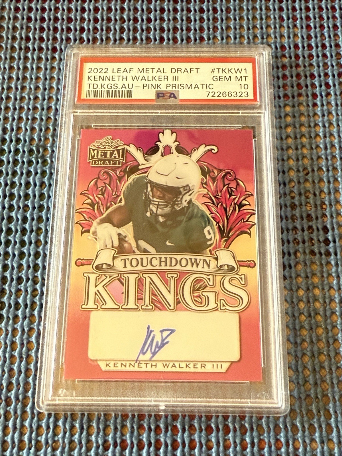 Kenneth Walker III Leaf Metal Draft Touchdown Kings Autographs #TKKW1 Pink Prismatic