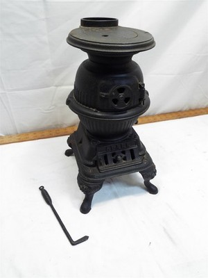 Spark Salesman Sample Cast Pot Belly Wood Cook Stove Toy Grey Iron Mount Joy PA
