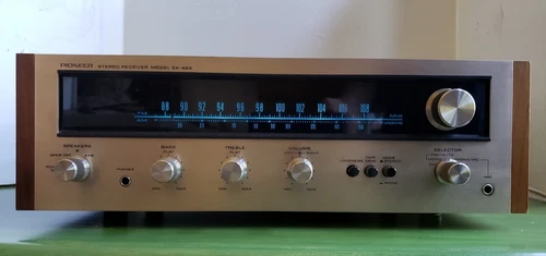 Vintage Pioneer SX-424 Stereo Receiver