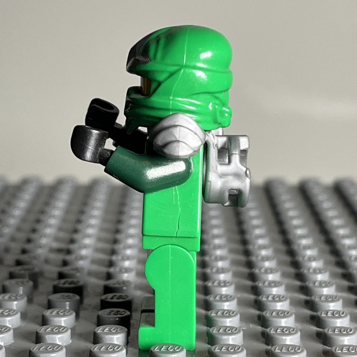 LEGO Ninjago Lloyd ZX Minifigure with Shoulder Armor NJO065 9450