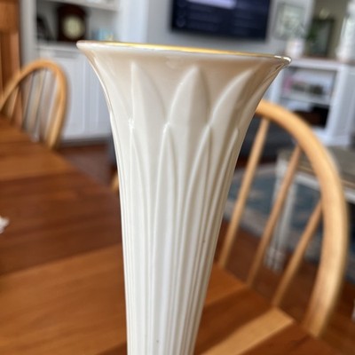 Lenox Fluted 9” Bud Vase 24k Gold Trim Tivoli Collection Made In