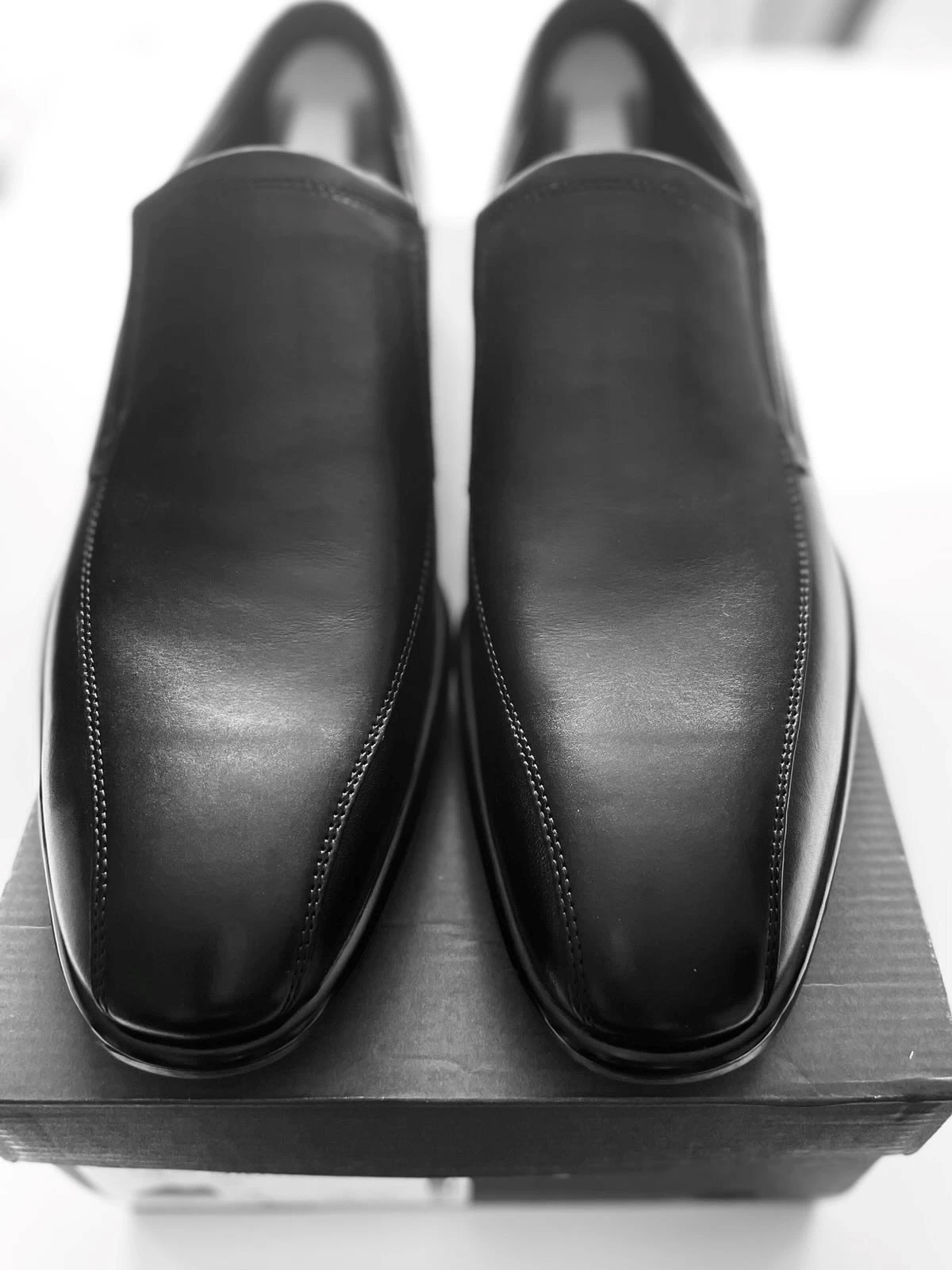 Mocassini Ecco da uomo in pelle nera Nuovi (UK 13)