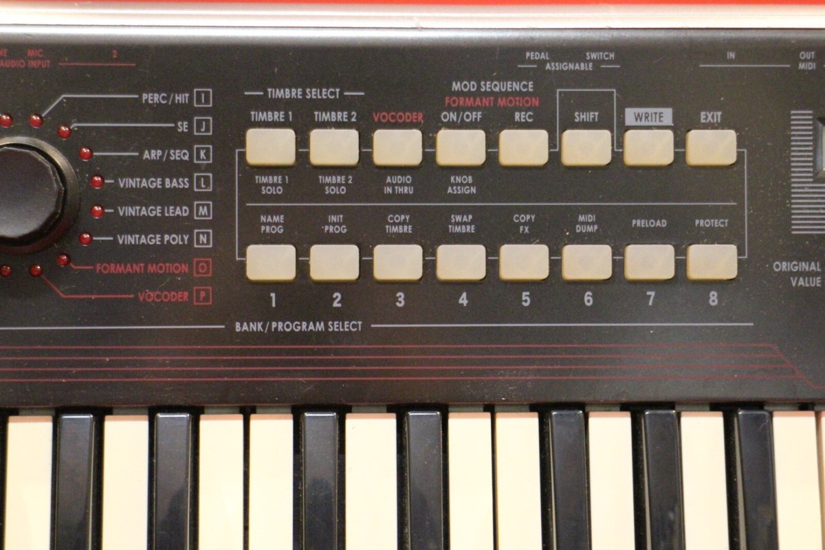 USED KORG R3 Synthesizer Vocoder Analog sound keyboard from Japan