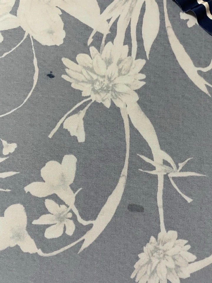 Vestido Venus Grande Azul Rosa Floral Cuello en V Alto Lo Dobladillo Elástico Foto 4 de 4