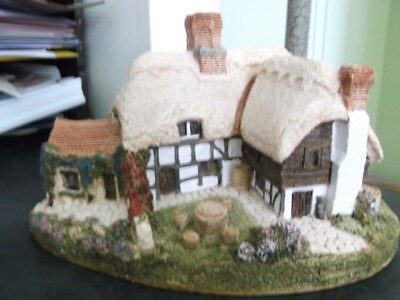 Lilliput Lane English Cottage 
