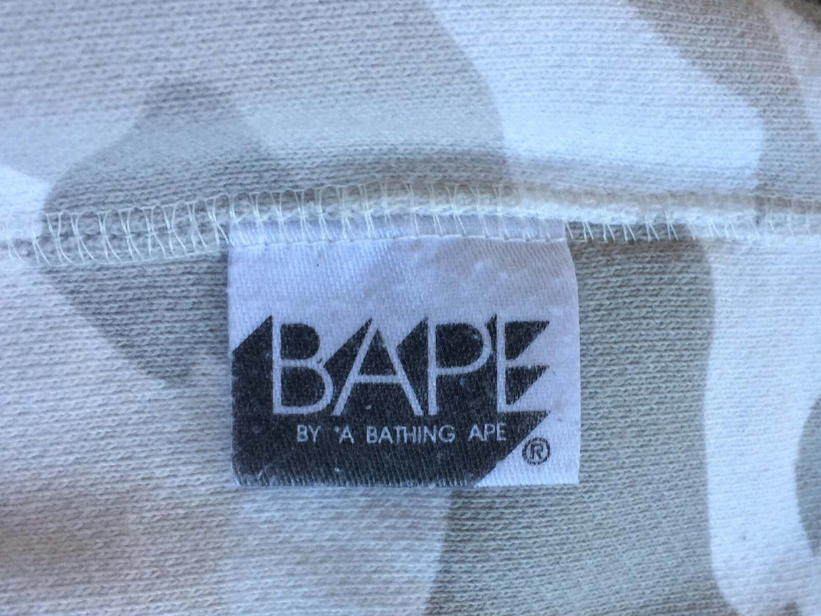 A BATHING APE (BAPE) Felpa con cappuccio OG Bape Split mimetica full zip Spellout