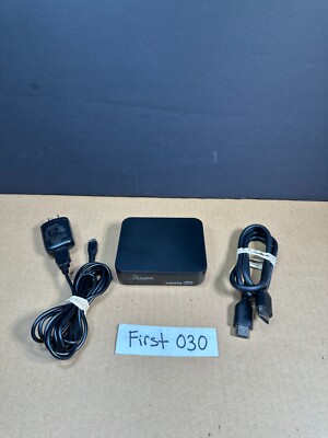 Rocketfish RF-G1603 4K Ultra HD 2-Output HDMI Splitter with HDMI cords