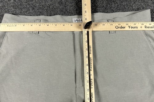 Peter Millar Shackelford Short Men Size 38 Gray Stretch Performance Hybrid Golf - Picture 3 of 8