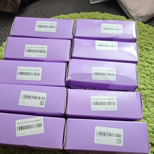 10 Synthetic Wig Gray/Dark Brown "Your Style Secret, Unboxed" Purple Box Lot - Picture 3 of 10