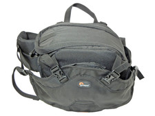 Borsa fotocamera LOWEPRO Inverse 100 AW marsupio vita cintura fianchi imbottita nera 10x8x7