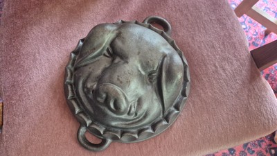 Gusseisen Schwein Kuchenform