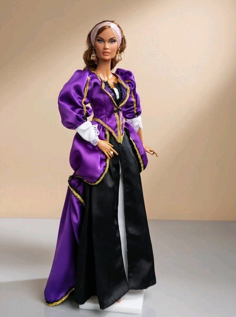 elizabeth swann purple dress Elizabeth Swann Pirates of the Caribbean Inspired Dress