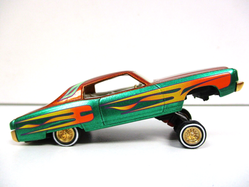 HOT WHEELS - CUSTOM 1970-1972 CHEVROLET MONTE CARLO LOWRIDER - REAL RIDERS