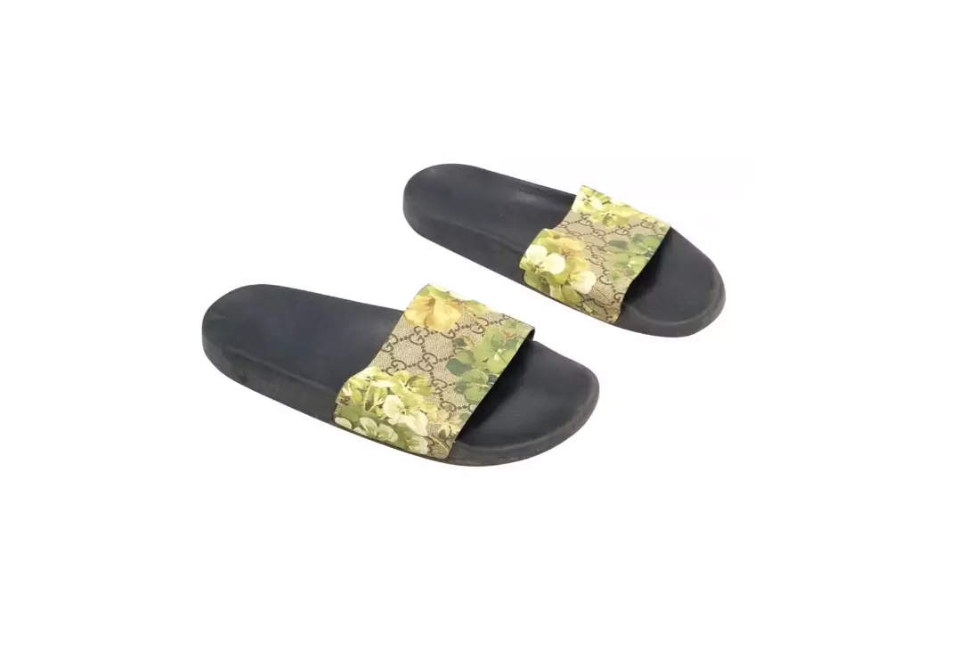 Floral print store gucci slides