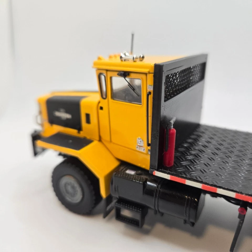 1/50 Scale Fire Extinguisher *5 Pack* - Image 4 of 4