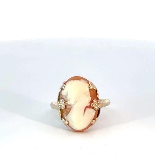 Lady's Cameo Stone Ring 10K Yellow Gold 3.1g Size:8 (MI1068047)