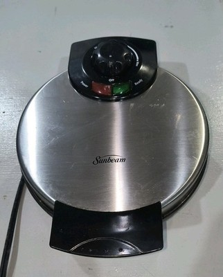Sunbeam Oster CKSTWF2000 Belgian Waffle Maker Stainless Tested And Working