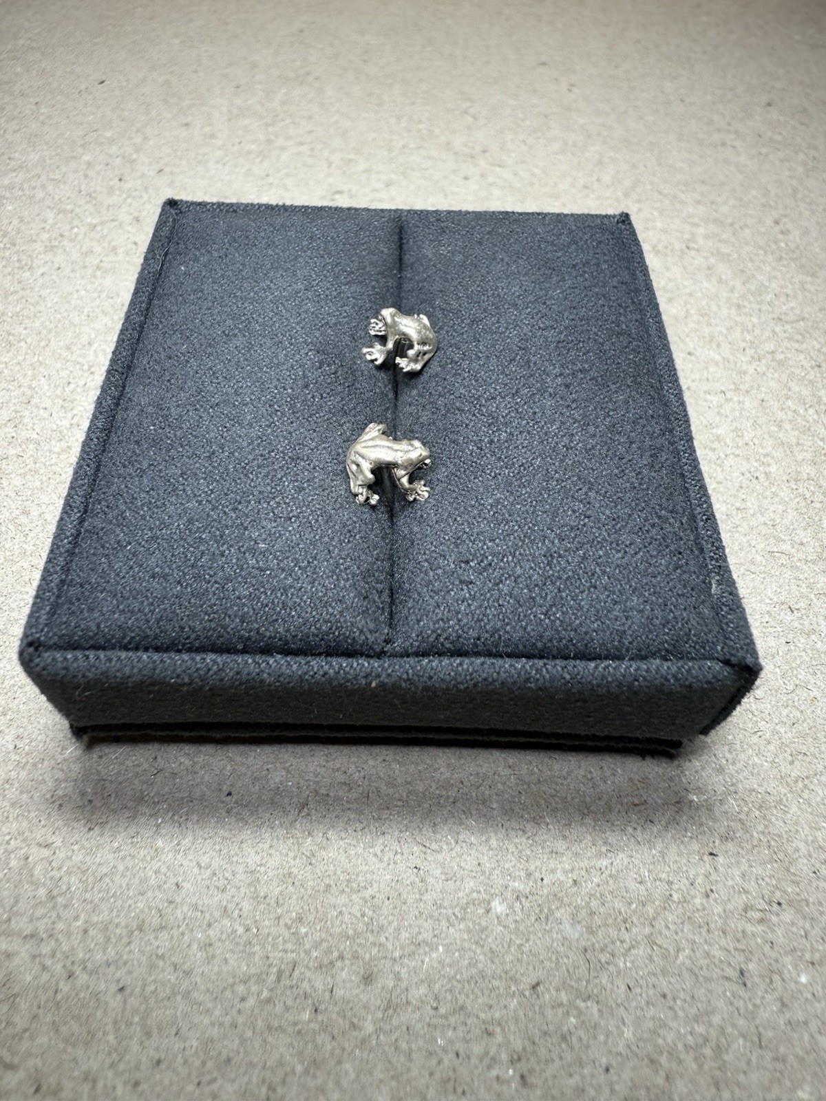 🐸 Vintage Solid Sterling Silver Frog Post Back S… - image 5