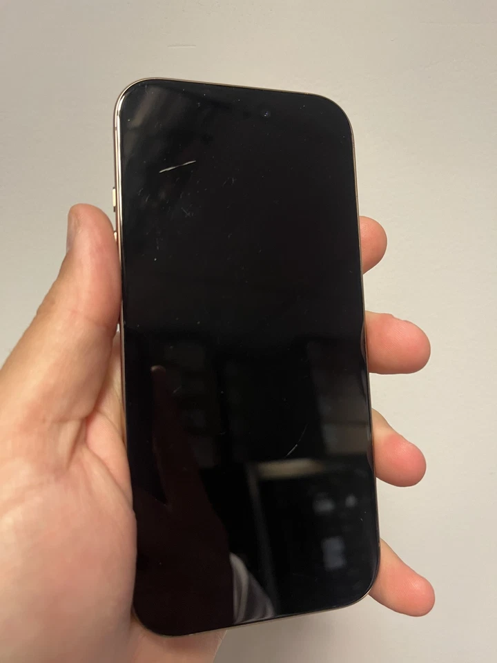 Apple iPhone 16 Pro · 256GB, photo 4 of 5