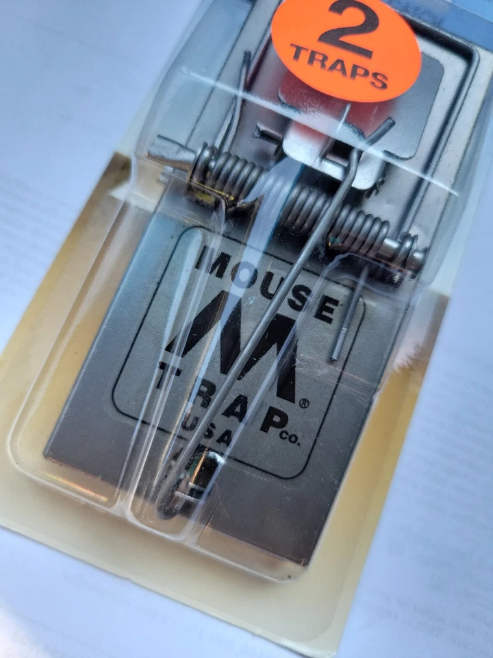 NIP Two Pack Montgomery Steel Mouse traps USA - Image 2 of 4