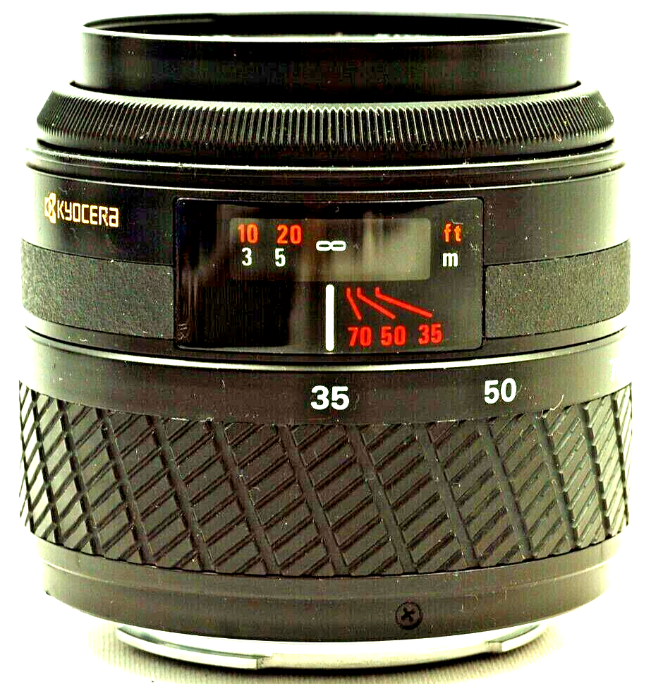 Yashica 35-70mm F/3.3-4.5 AF Macro Zoom Lens for 200AF or 230AF