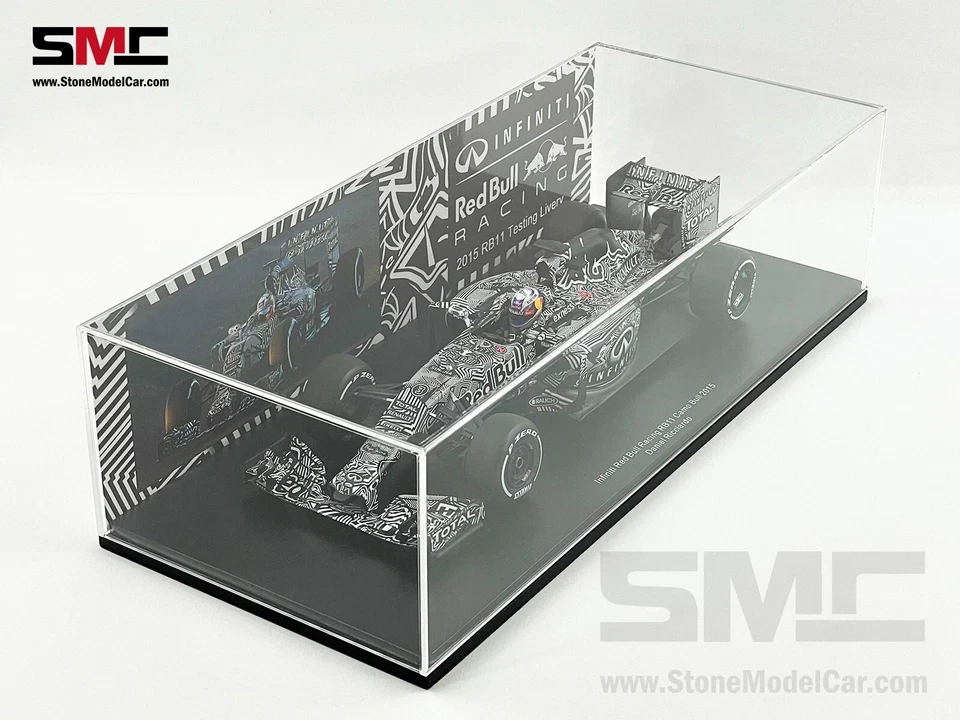 1:18 Spark Red Bull F1 RB11 #3 Daniel Ricciardo Special Testing Livery 2015 - Image 2 of 4