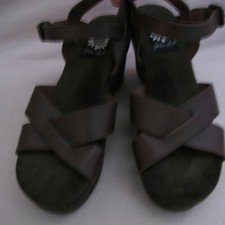 Yellow Box Brown Suede  leather Strap Platform Wedge Heels Sandals Shoes 7 NICE