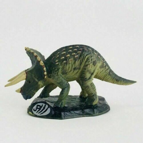 JURASSIC PARK III TRICERATOPS Mini Figure KAIYODO 2001 JAPAN 3 World - Picture 3 of 7