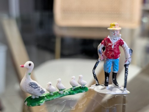 Noch 36629 Farmers With Geese Figures - N Scale (1:160) Model Railroad Accessory - View #8