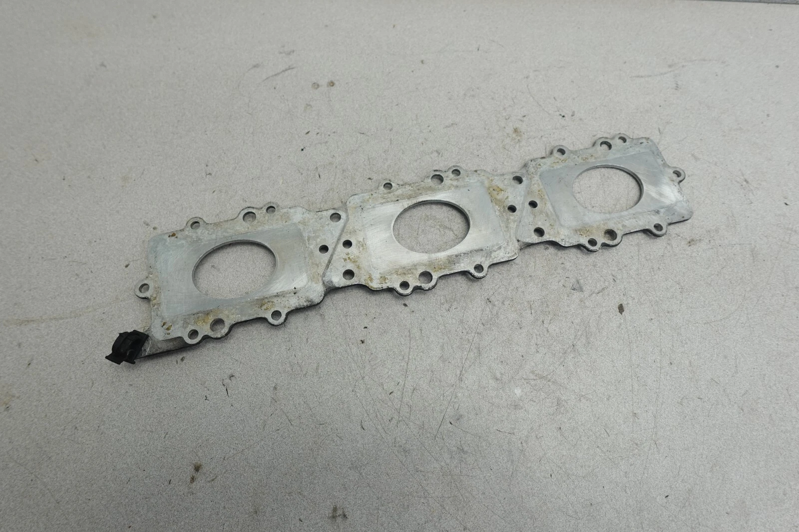 1999-2005 WaveRunner GP1200R XLT 1200 Yamaha OEM Reed Cage Valve Plate