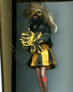 Green Bay Packers Cheerleader 1966 Barbie Doll Blonde Hair 11 Inch