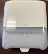 TORK  Matic Paper Towel Dispenser White comes with mounting screws & access key