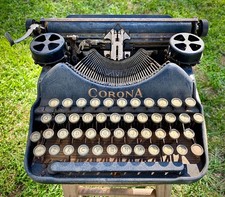 Vintage 1930s Corona Typewriter thumbnail