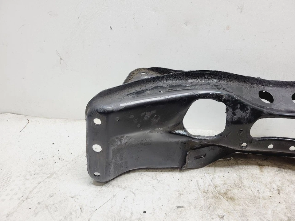 Subchasis delantero 1998 1999 2000 2001 2002 Subaru Forester cuadro K base motor  Foto 3 de 4