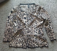 MARC CAIN LEOPARDENPULLOVER LOGO-KNÖPFE ,MIT SEIDE N4/36/38