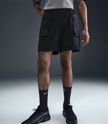 Nike Tech Super Lightweight Cargo Shorts Black HJ2946-010 Men s Small S NWT $135