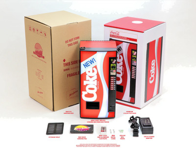 NEW WAVE TOYS ''NEW COKE'' COCA-COLA MACHINE - REPLICADE - BNIB - SEALED!!