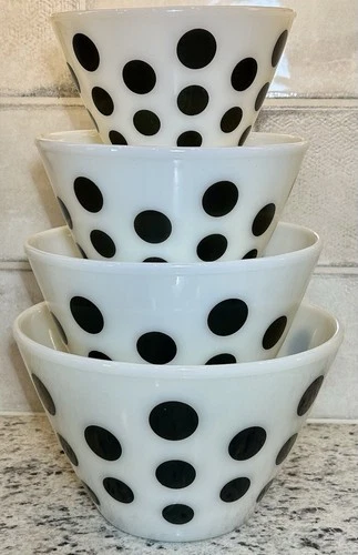 VINTAGE FIRE KING BLACK POLKA DOT MILK GLASS 4 PIECE MIXING BOWL SET