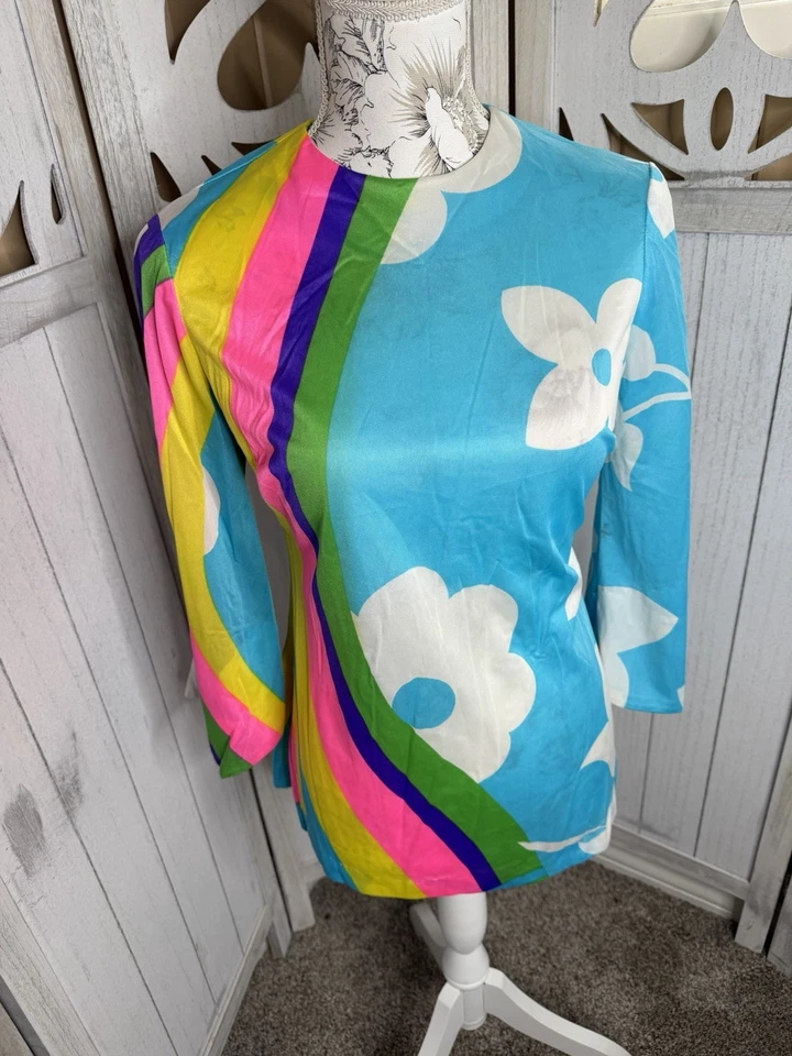 Vintage 70s Pyschedelic Print Bell Sleeve Rainbow Shirt Top Colorful Small - Image 2 of 4