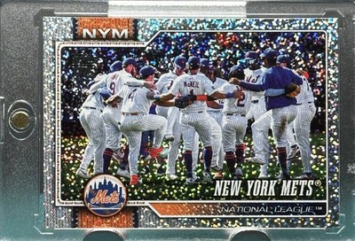 NEW YORK METS RARE DISCO REFRACTOR FOIL SPORTS CARD TEAM CARD MINT